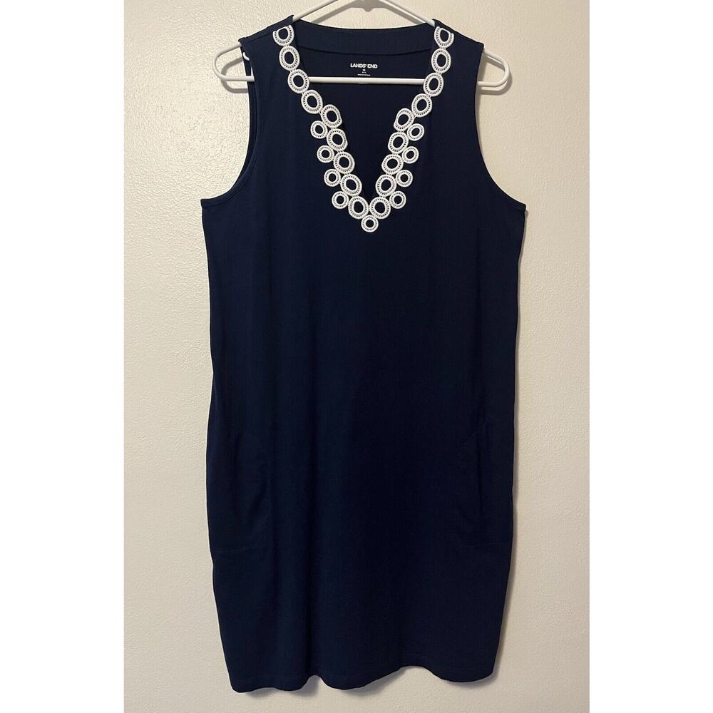 Lands End Shift Dress Women's Medium Blue White Embroidered V-Neckline Pockets - Picture 1 of 9